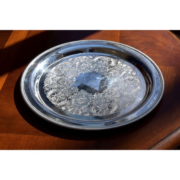 Vintage WM Rogers 4272 Silverplate Serving Tray 15" Round Engraved - Picture 3 of 5